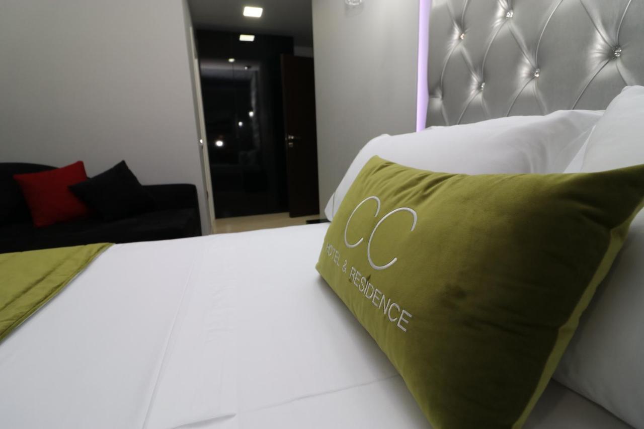 Cc Hotel & Residence Vlore Exterior photo